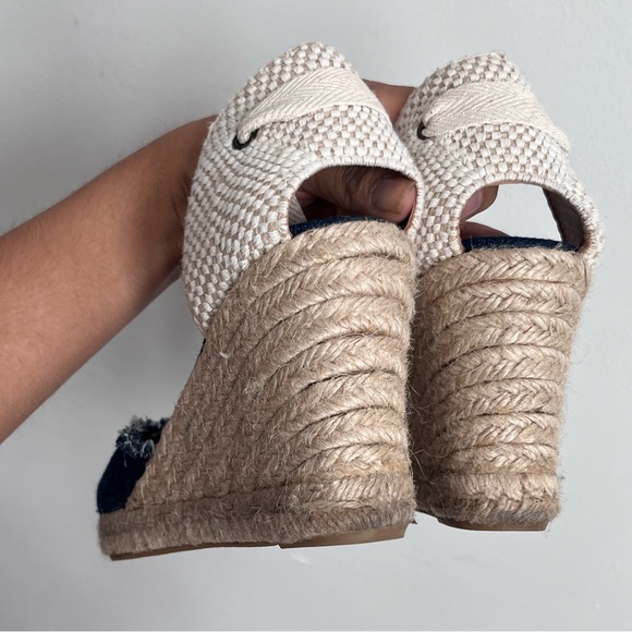 Stylish Navy and Beige Espadrille Wedges - Picture 7 of 8